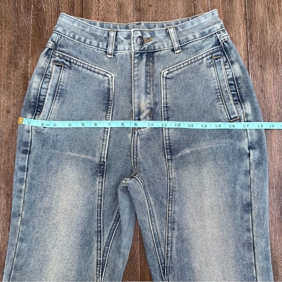 ROMWE Fairy Grung Flared Jeans Women’s XS 2 High Rise - Picture 8 of 12